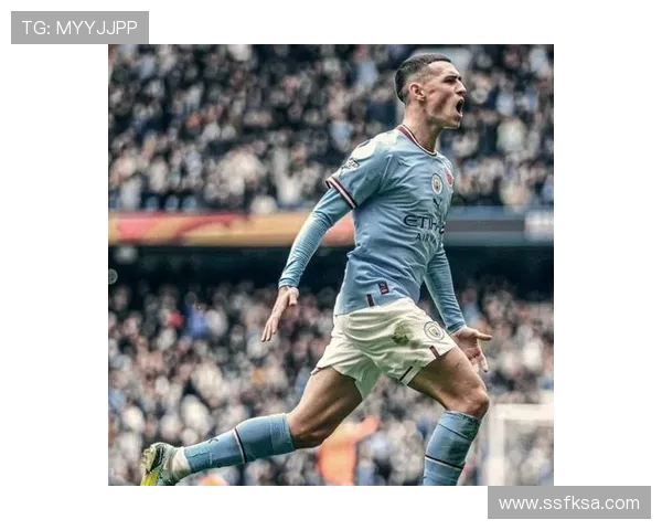 福登在英超赛季中表现稳健,进球助攻双双上升,成为曼城战术核心。 福登在英超赛季中表现稳健,进球助攻双双上升,成为曼城战术核心。