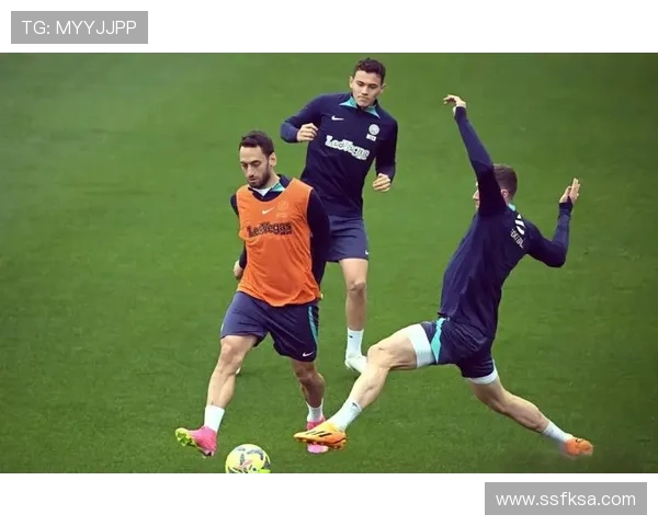 恰尔汗奥卢进攻体系适配