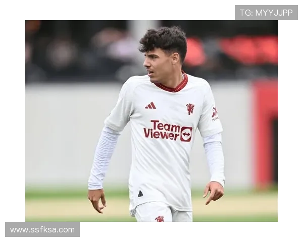 巴萨拉玛西亚回归背景下,球队复兴动力与被迫选择的阶段性变化分析